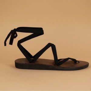 SSEKO Gladiator Wrap Sandal Size 8 NWT